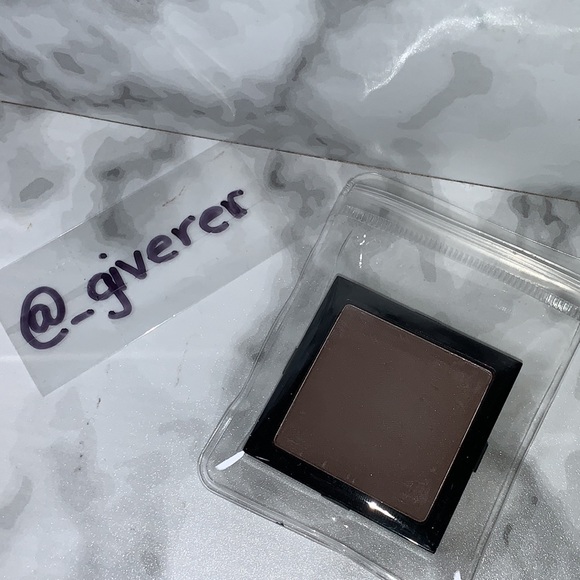 RICH ESPRESSO (#47) Bobbi Brown Discontinued Eyeshadow - Picture 1 of 13